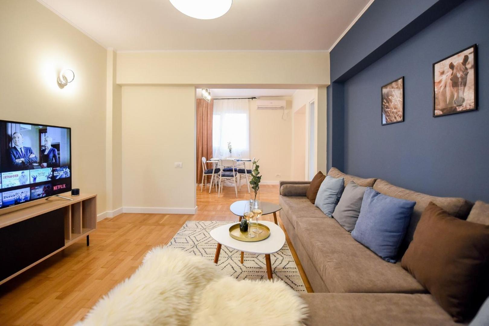 City Living At Its Best - Spacious 2 Bedroom Apartment On Calea Victoriei Bucureşti Exterior foto