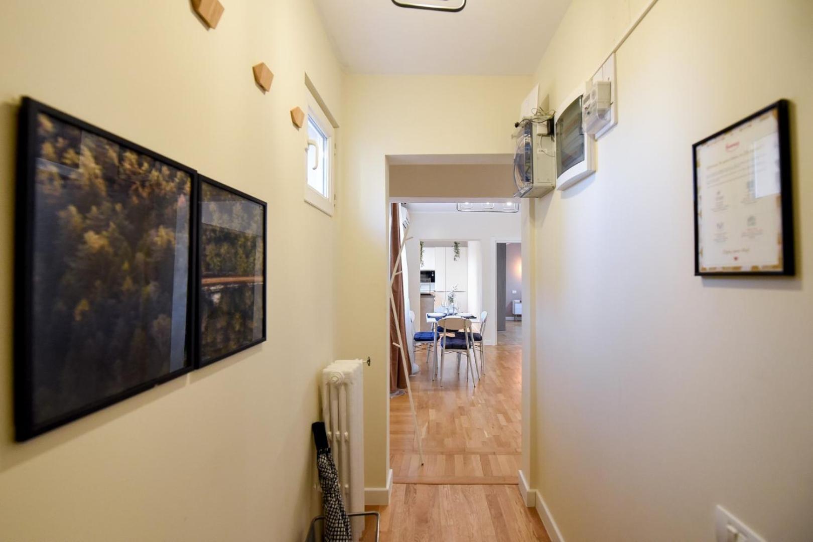 City Living At Its Best - Spacious 2 Bedroom Apartment On Calea Victoriei Bucureşti Exterior foto